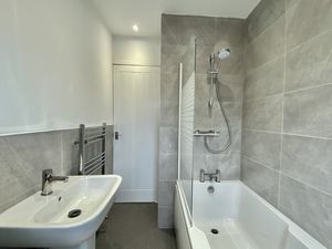 Bathroom/WC- click for photo gallery